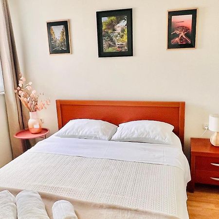 Luxury Beach Apartment W Sunset Sea Views Шибеник Экстерьер фото